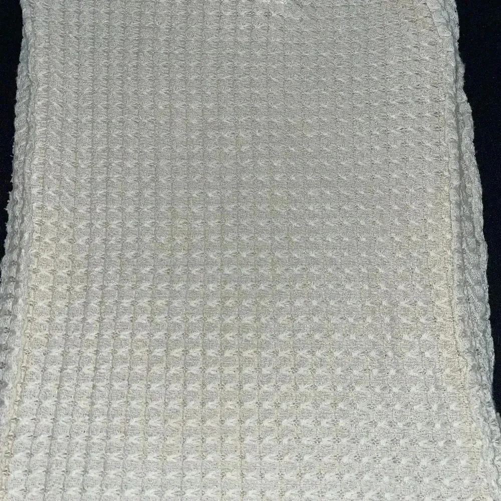 Liberty Love infinity scarf cream/ivory color VGUC